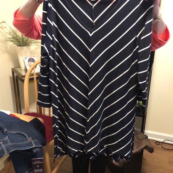 Ladies NWOT striped tunic - Picture 1 of 3